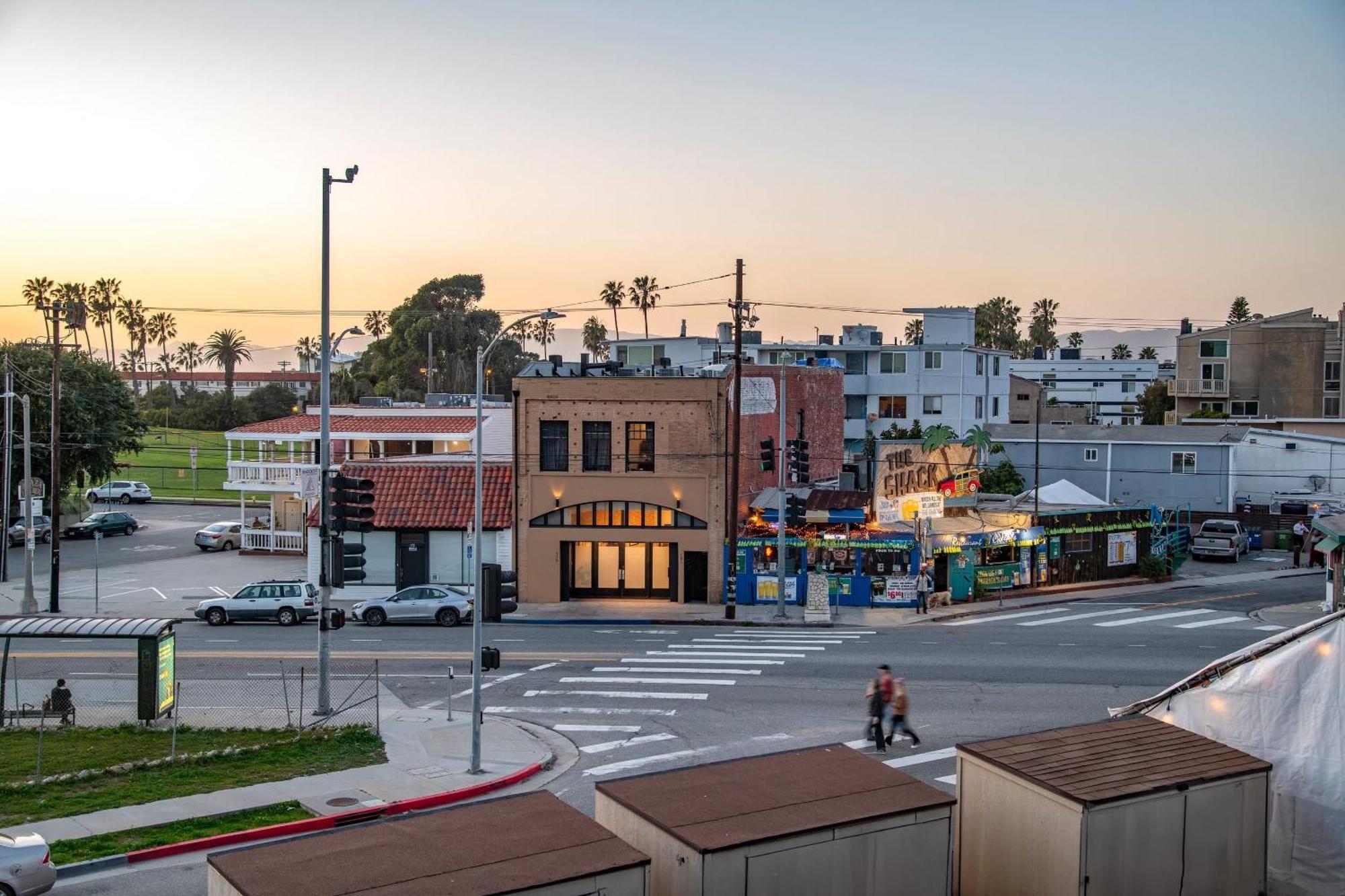 Holiday home Culver Lofts B By Avantstay Steps To The Restaurants Modern *